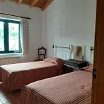 Dom wakacyjny Beautiful House And Garden At Serra Da Estrela, Perfect For Groups And Families *