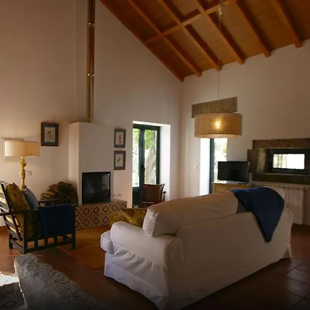 Beautiful House And Garden At Serra Da Estrela, Perfect For Groups And Families *