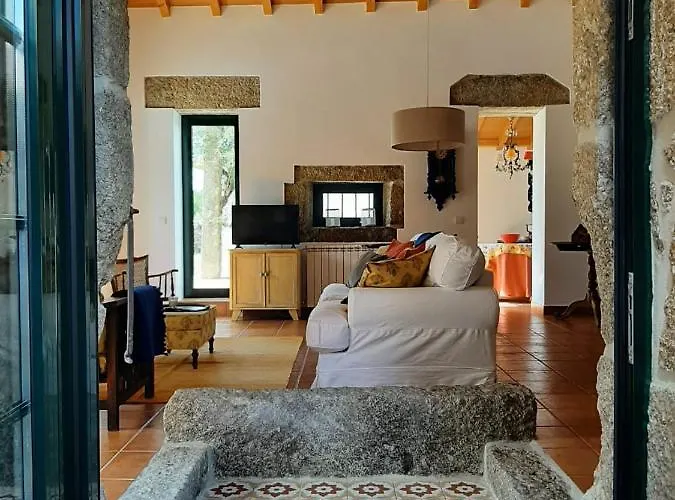 בית נופש Beautiful House And Garden At Serra Da Estrela, Perfect For Groups And Families *